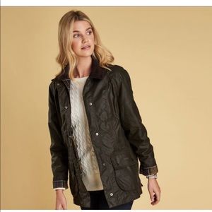 Barbour Navy Beadnell Jacket New with Tags